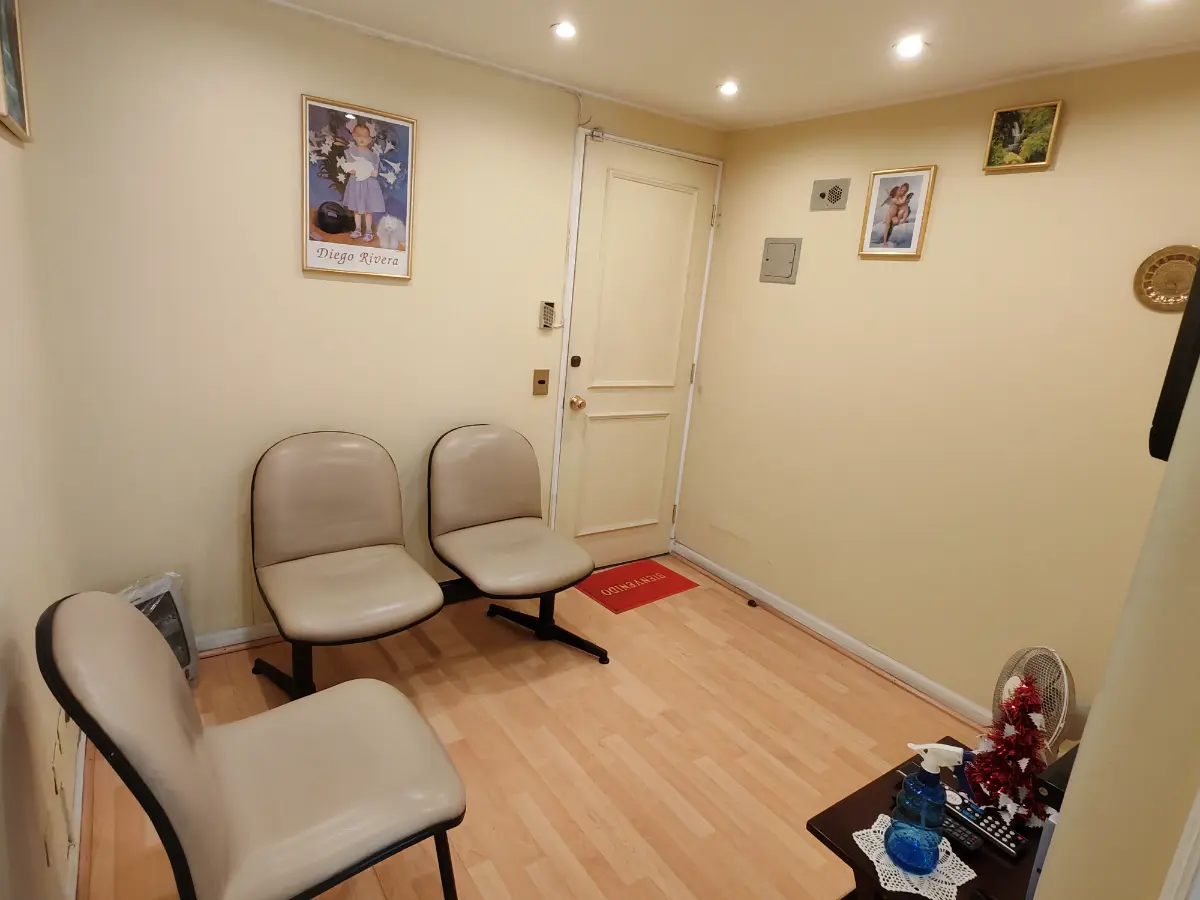 https://images.propercial.com/properties/81940/79f3f7c0-c24c-5a6e-9795-3398ec22eb14.webp