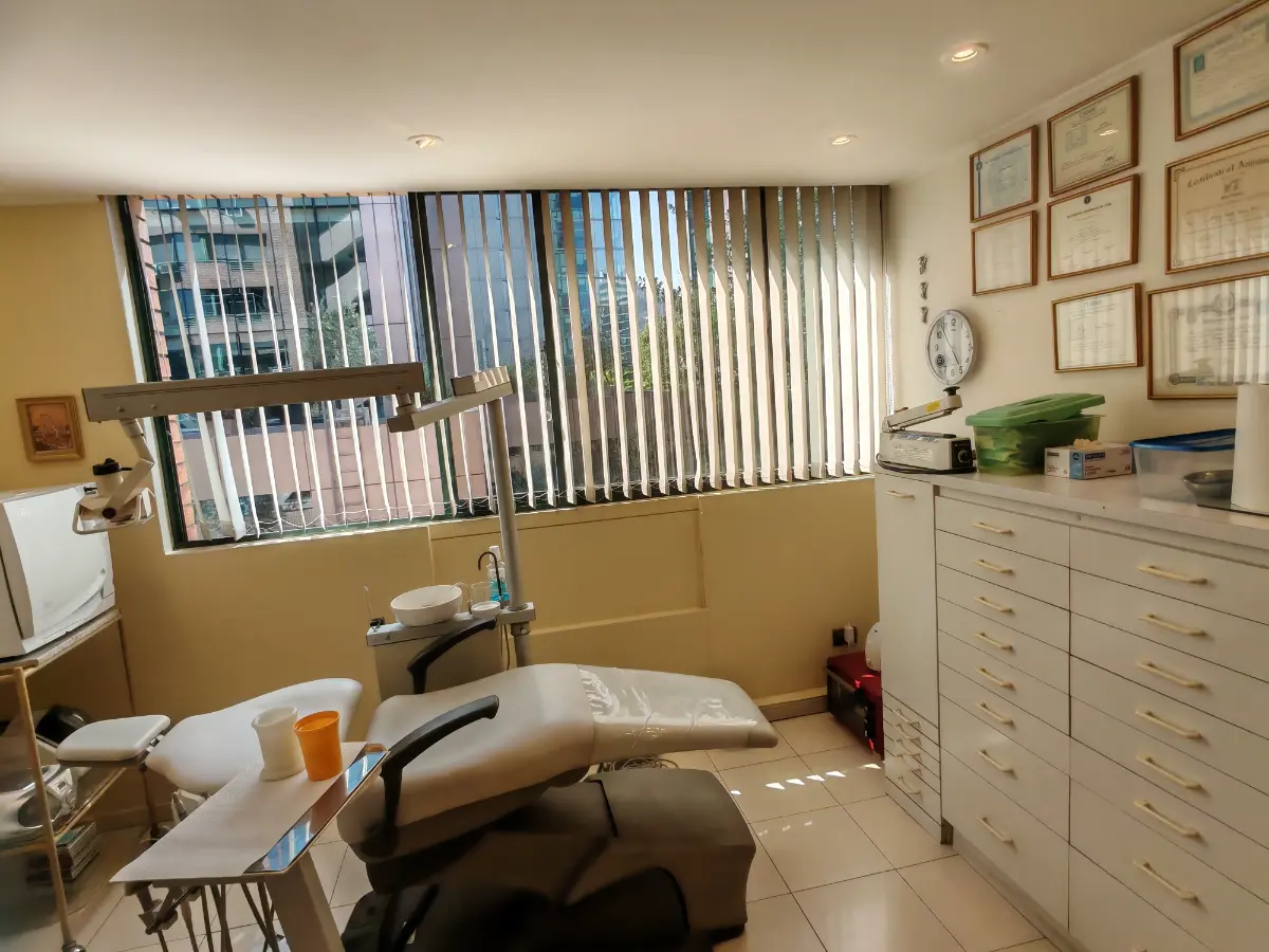https://images.propercial.com/properties/81940/7dab345d-f6ec-577c-b1f6-878bdabe1447.webp