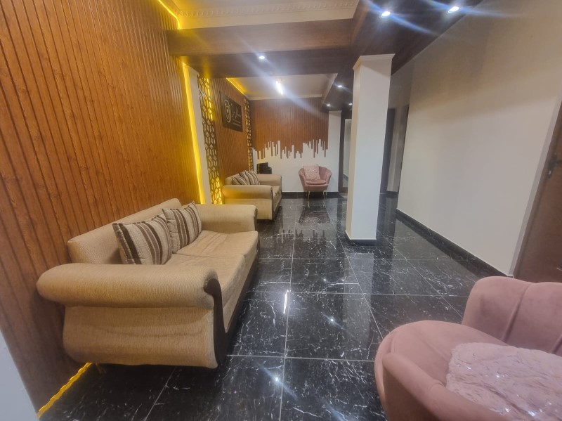 https://images.propercial.com/properties/Brokers%20Inmobiliarios/293bf765-74ae-5460-a39f-a4b6a50b75a7.jpeg