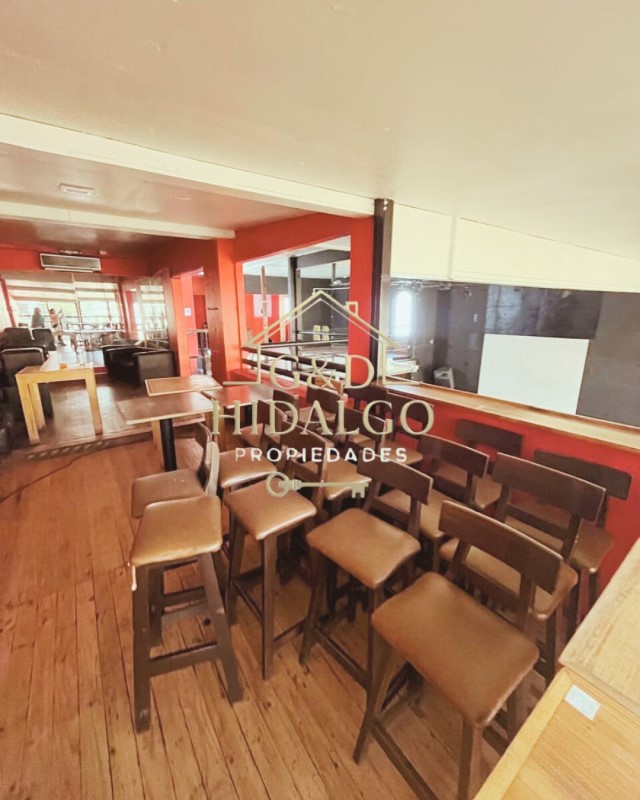 https://images.propercial.com/properties/Brokers%20Inmobiliarios/2f377d0b-4b82-5896-8cb6-95c8d75877cc.jpeg