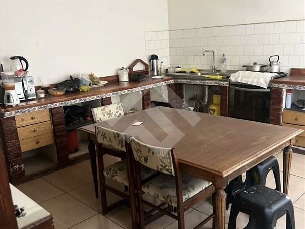 https://images.propercial.com/properties/FNZA/2c5a1ae9-7b79-5e59-90da-d8b1f060d8a0.jpeg