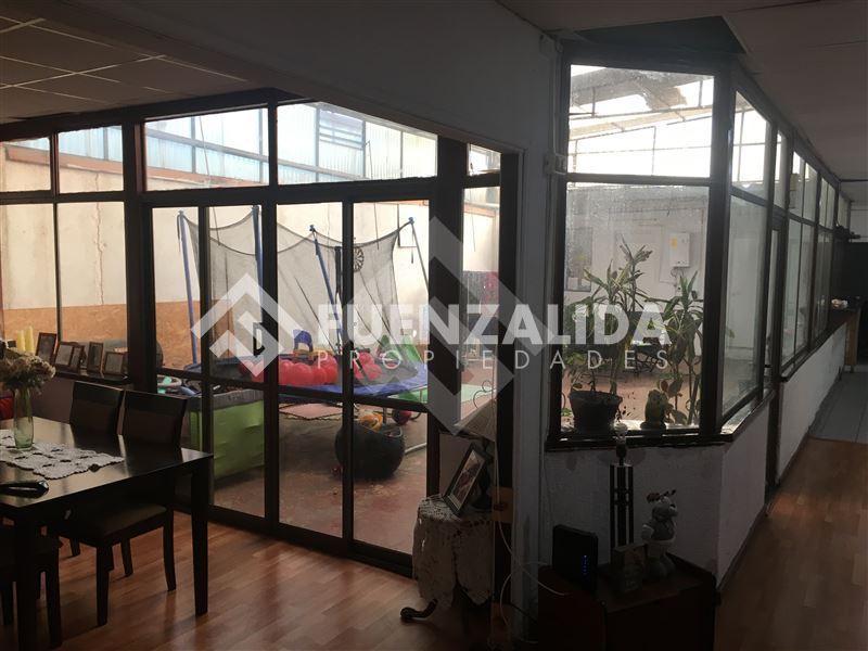 https://images.propercial.com/properties/FNZA/b862bd82-edb5-59ea-a589-b0815f33616b.jpeg