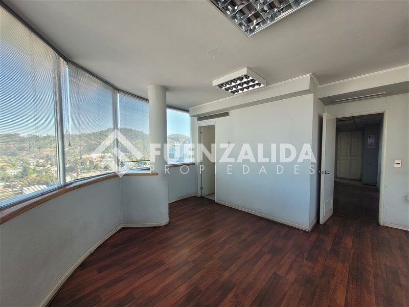 https://images.propercial.com/properties/FNZA/d9c8a899-2be4-5ada-8821-44ca0091a478.jpeg
