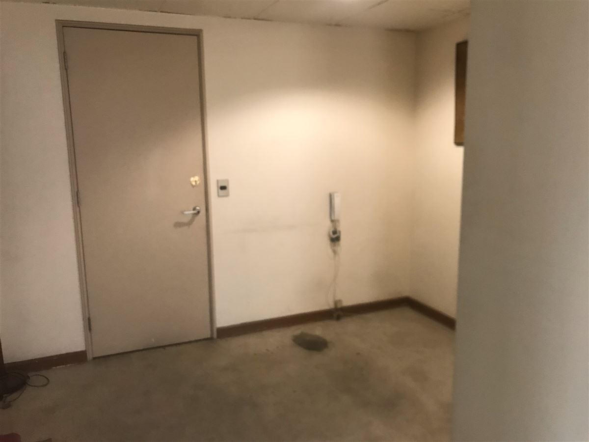 https://images.propercial.com/properties/GRPR/d0067ac4-31da-5d32-a173-e5d48a27dbeb.jpeg